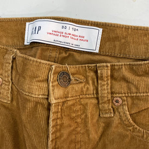Gap corduroy jeans 30/10
