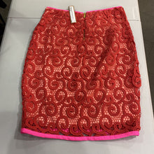Load image into Gallery viewer, Elie Tahari lace skirt 2
