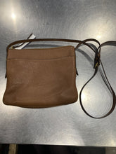 Load image into Gallery viewer, Fossil pebbled leather handbag
