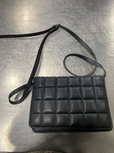 Load image into Gallery viewer, H&amp;M quilted handbag
