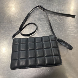 H&M quilted handbag