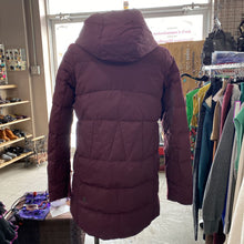 Load image into Gallery viewer, Lululemon quilted coat 6
