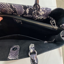 Load image into Gallery viewer, Michael Kors snake print detail handbag
