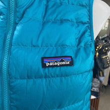 Load image into Gallery viewer, Patagonia quilted vest S

