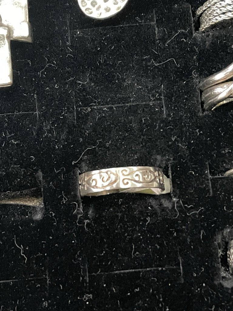 Sterling Silver engraved ring 9