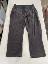 Load image into Gallery viewer, The North Face pants S
