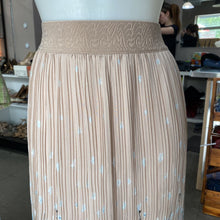 Load image into Gallery viewer, Metro Wear pleated skirt XL
