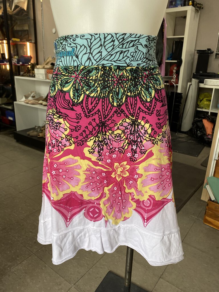 Desigual pull on skirt L