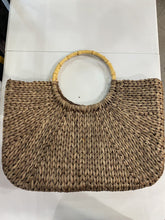 Load image into Gallery viewer, Gap large wicker handbag
