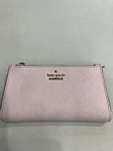Load image into Gallery viewer, Kate Spade Saffiano small wallet
