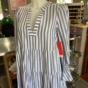 Eliza J tiered striped dress NWT 8