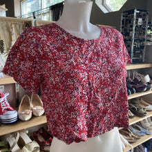 Load image into Gallery viewer, Twik/Simons floral crop top S
