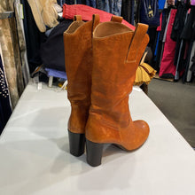 Load image into Gallery viewer, Costume National boots 41

