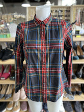 Load image into Gallery viewer, J Crew plaid shirt 8
