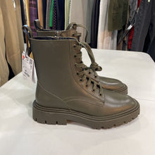 Load image into Gallery viewer, Zara boots 37
