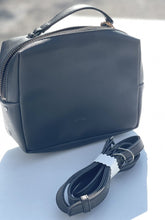 Load image into Gallery viewer, Matt &amp; Nat boxy handbag NWT
