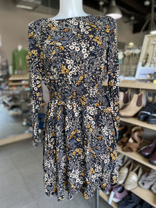 H&M floral dress 6 NWT