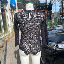 Load image into Gallery viewer, Zara lace top S
