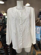 Load image into Gallery viewer, Liz Claiborne beaded vintage top 10

