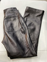 Load image into Gallery viewer, Tristan &amp; Iseut vintage leather pants 2
