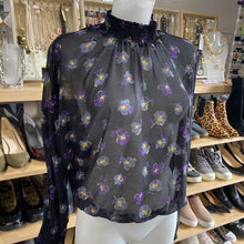 Load image into Gallery viewer, Dynamite sheer floral top M NWT
