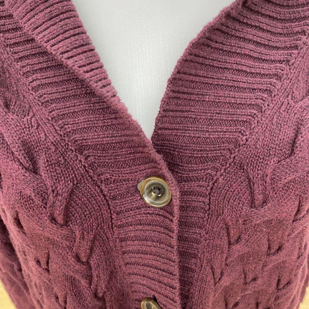Lands End thick cable knit sweater XL