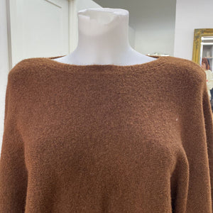 Zara boat neck sweater M