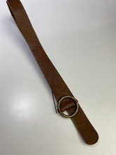 Load image into Gallery viewer, Lucky Brand leather belt XS/S
