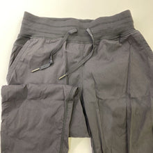 Load image into Gallery viewer, Lululemon cropped pants 4
