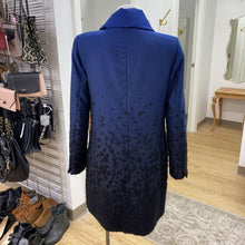 Load image into Gallery viewer, Elie Tahari dressy coat S L

