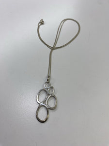 .925 chain w multi circle pendant