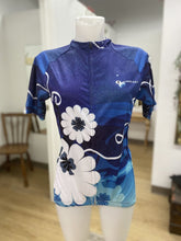 Load image into Gallery viewer, Junglest biking top NWT XL
