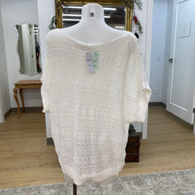 Load image into Gallery viewer, Penningtons short sleeve open knit sweater NWT 1X
