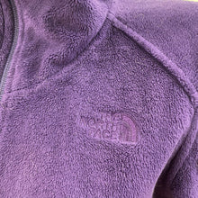 Load image into Gallery viewer, The North Face fleece sweater M
