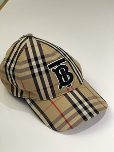 Burberry baseball hat M