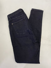 Load image into Gallery viewer, Second Yoga Jeans skinny jeans 27
