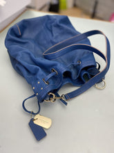 Load image into Gallery viewer, Sisley vintage handbag
