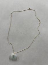 Load image into Gallery viewer, 14k necklace with Jade pendant
