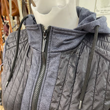Load image into Gallery viewer, Frieda &amp; Freddies quilted jacket 38
