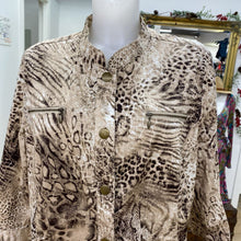 Load image into Gallery viewer, Chicos animal print top/light jacket 3(L)
