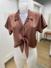 Load image into Gallery viewer, Wilfred satin tie hem top XS
