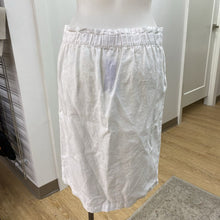Load image into Gallery viewer, Ellen Tracy linen skirt M

