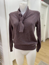 Load image into Gallery viewer, The Edinburgh Woollen Mill lambswool vintage sweater Fits Small
