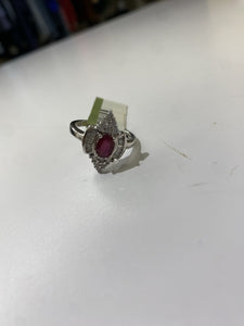 .925 ring w CZ/red stone