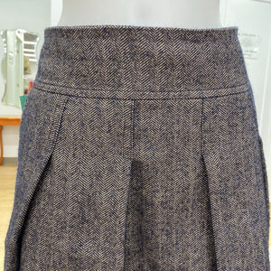 Burberry pleated tweed skirt 10