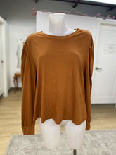 Load image into Gallery viewer, Treasure Bond long sleeve top XL NWT
