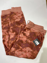 Load image into Gallery viewer, Eddie Bauer joggers M NWT
