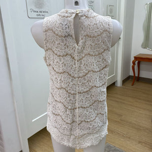 Rose & Olive lined lace top S