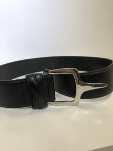Holt Renfrew leather belt S